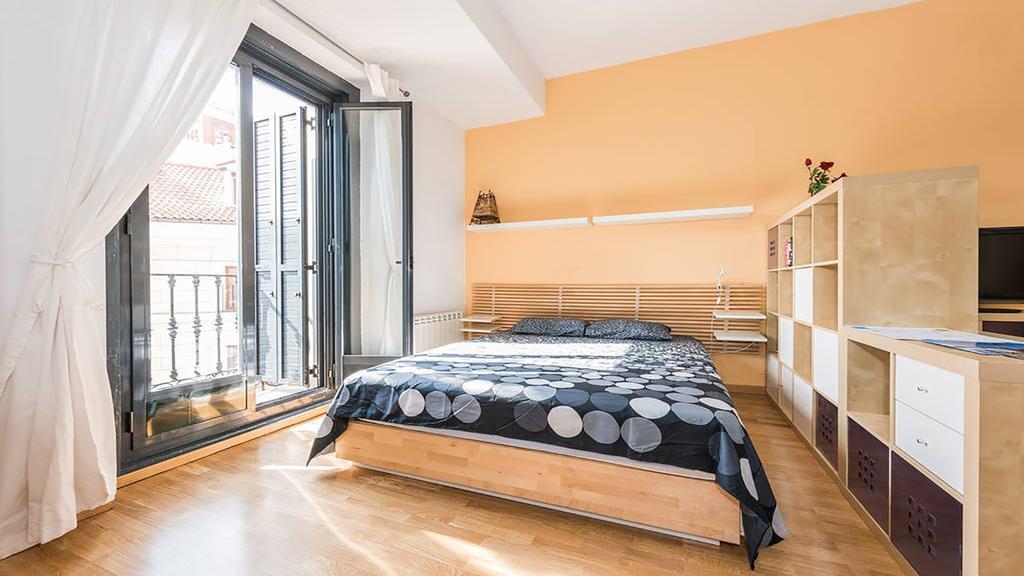 Appartement Concepcion Jeronima à Madrid Extérieur photo