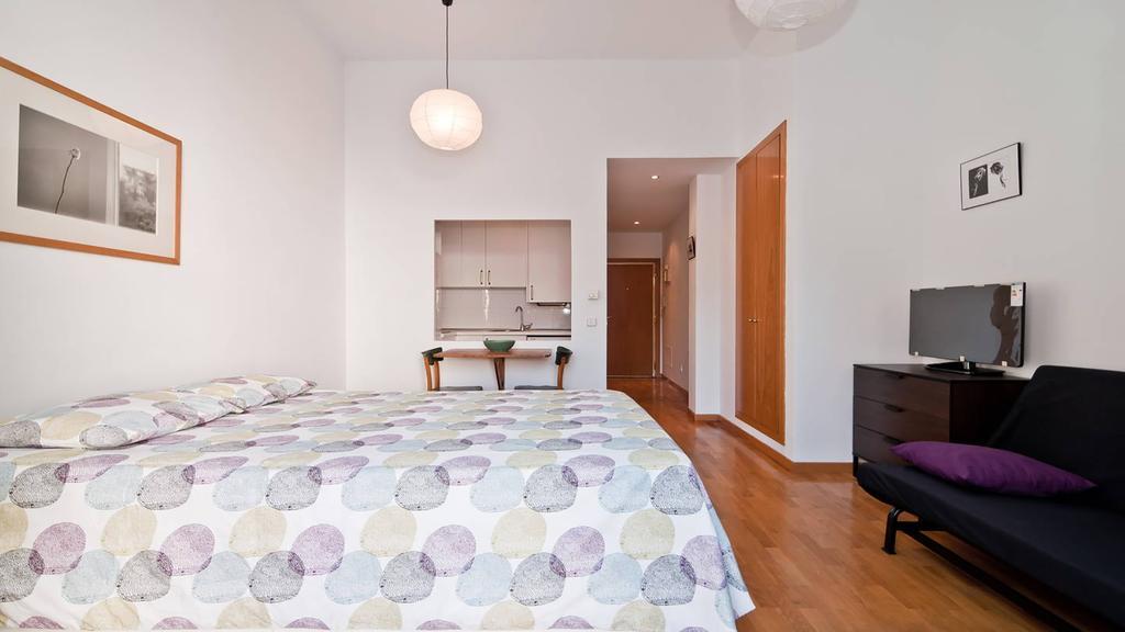 Appartement Concepcion Jeronima à Madrid Extérieur photo