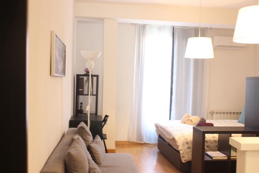 Appartement Concepcion Jeronima à Madrid Extérieur photo
