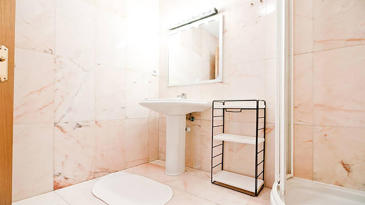 Appartement Concepcion Jeronima à Madrid Extérieur photo